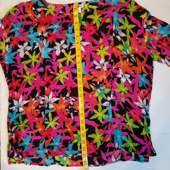Vicki Wayne Floral Blouse 100% Rayon - Picture 10 of 11